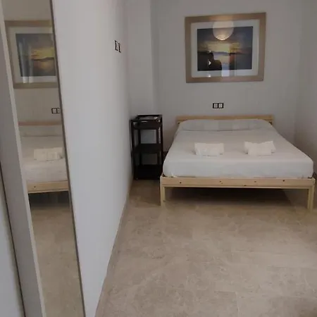 Atico Con Terraza, Garaje Bajo Peticion Y Segun Disponibilidad, Ascensor Y Vistas Catedral * 加的斯